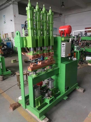 Testa automatica 380V della saldatrice 150KVA del cavo del condensatore del frigorifero multi