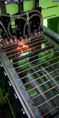 Testa automatica 380V della saldatrice 150KVA del cavo del condensatore del frigorifero multi