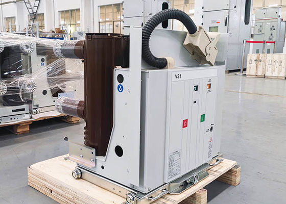 CA ad alta tensione prelevabile dell'interno dell'interruttore 1250A VCB di vuoto 12KV per l'apparecchiatura elettrica di comando
