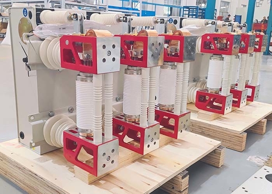 CA trifase 50HZ 12KV dell'interruttore ad alta tensione di vuoto 50KA su a 4000A