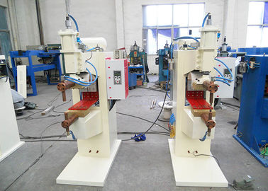 CC pneumatica 300-800kg 50Hz 60HZ dell'invertitore della saldatrice di resistenza del punto