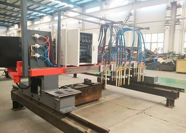 Tipo plasma automatico e macchina ossitaglio del cavalletto di CNC con le multi torce della striscia