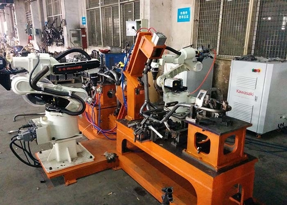 Sistemi di saldatura robotizzati per biciclette elettriche / cornice di motociclette Serie RWS Stazione di saldatura robotica con braccio robotico Kawasaki a 6 assi
