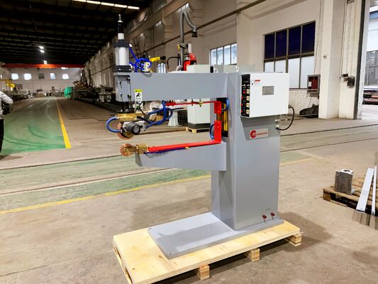 Sistemi di saldatura a cucitura longitudinale a resistenza della serie FN 35~160KVA